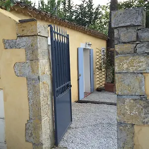  Casa vacanze Charmant Studio Brignoles